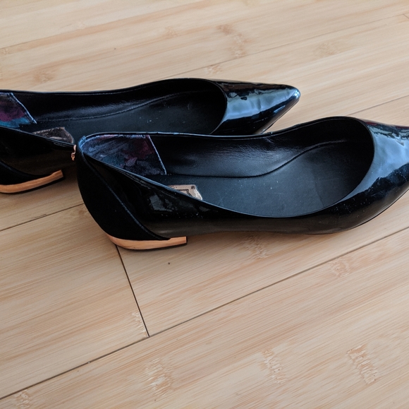 Ted Baker patent leather shoes flats - Picture 2 of 5
